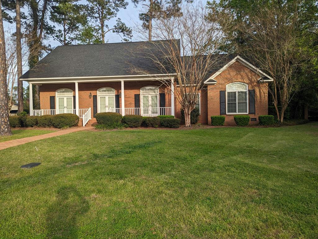 620 RUSSELL RD, ALBANY, GA 31707, photo 1 of 53
